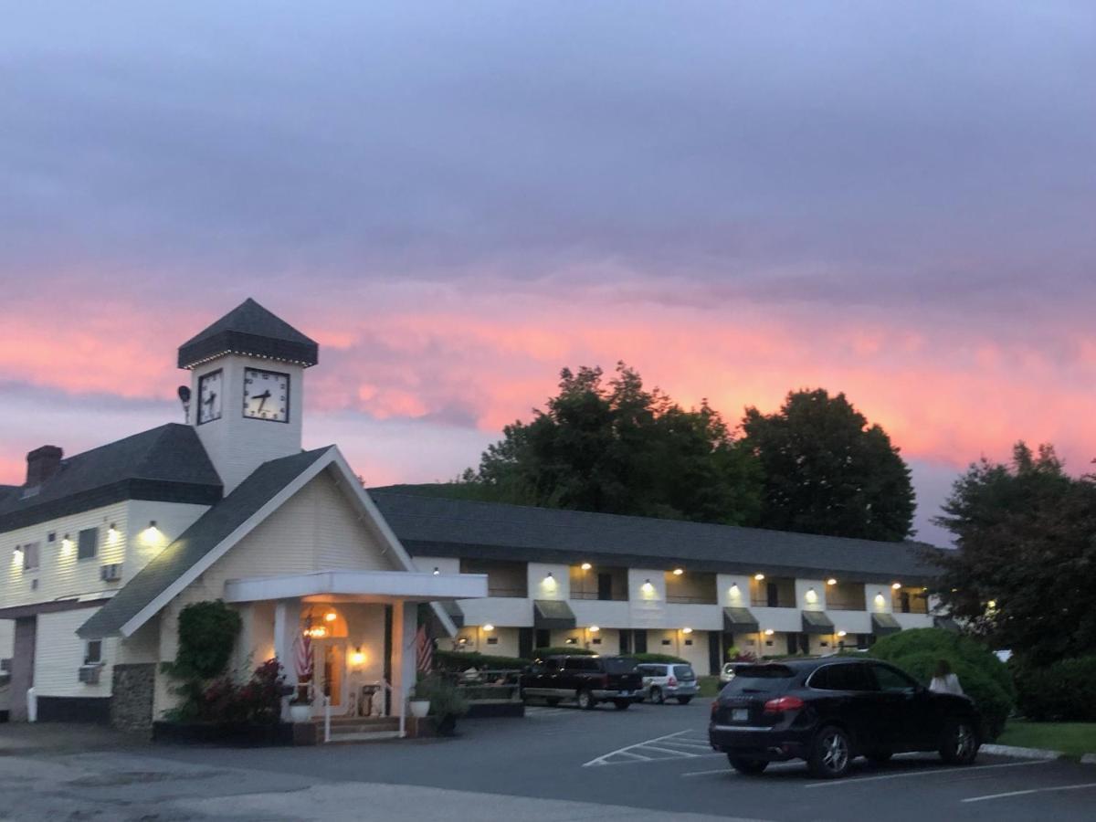 The Black Mountain Inn Brattleboro Εξωτερικό φωτογραφία