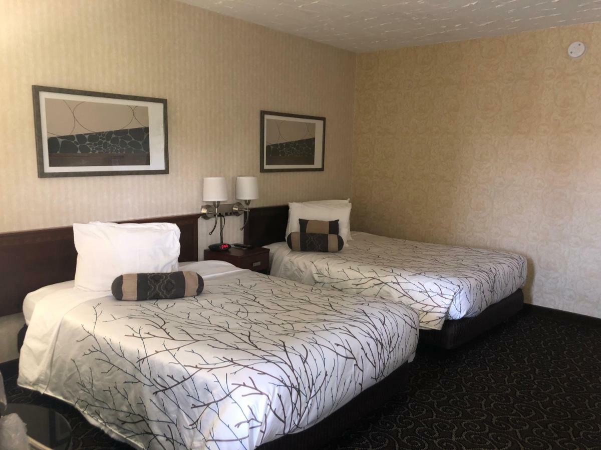 The Black Mountain Inn Brattleboro Εξωτερικό φωτογραφία