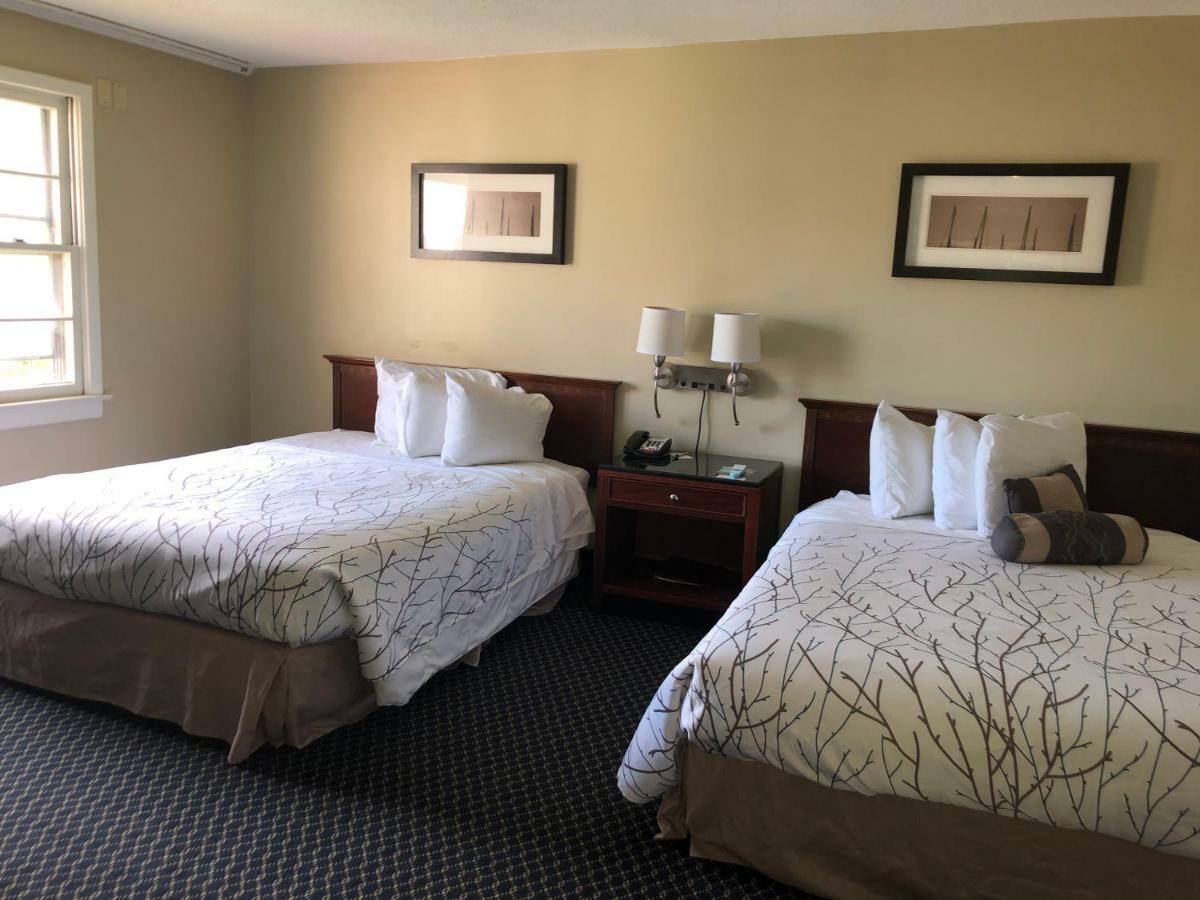 The Black Mountain Inn Brattleboro Εξωτερικό φωτογραφία
